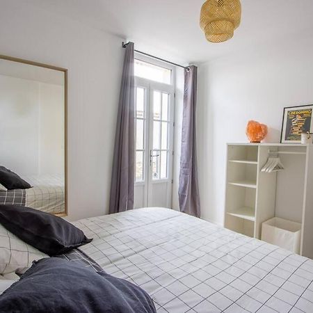 Appartement Avec Terrasse Et Parking, A Meaux Exterior foto